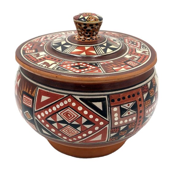 VINTAGE PISAC CUSCO PERU HANDCRAFTED & PAINTED POTTERY BOWL/LID - Picture 1 of 8